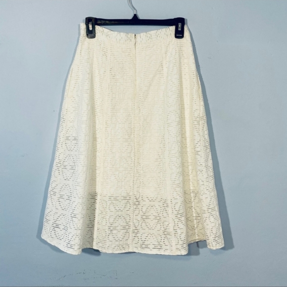 L’ATISTE White Eyelet Front Pleat Lined A-Line Skirt Side Pockets Size L - Picture 12 of 12